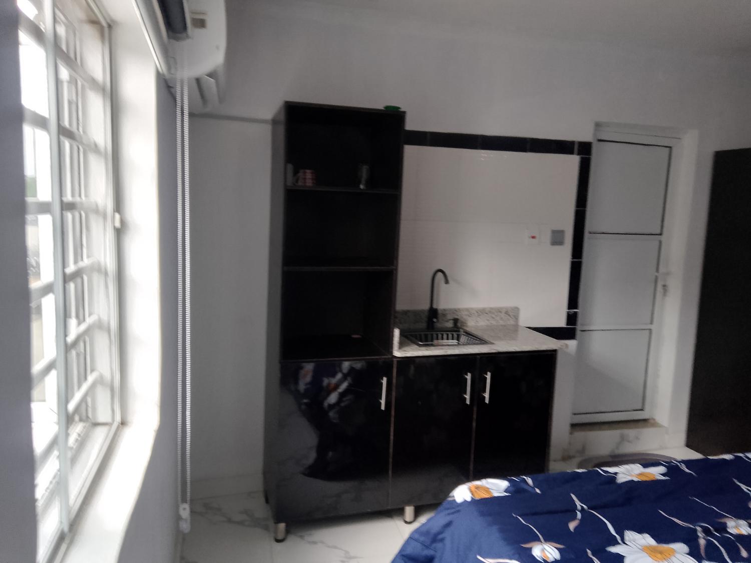 Kitchenette Room