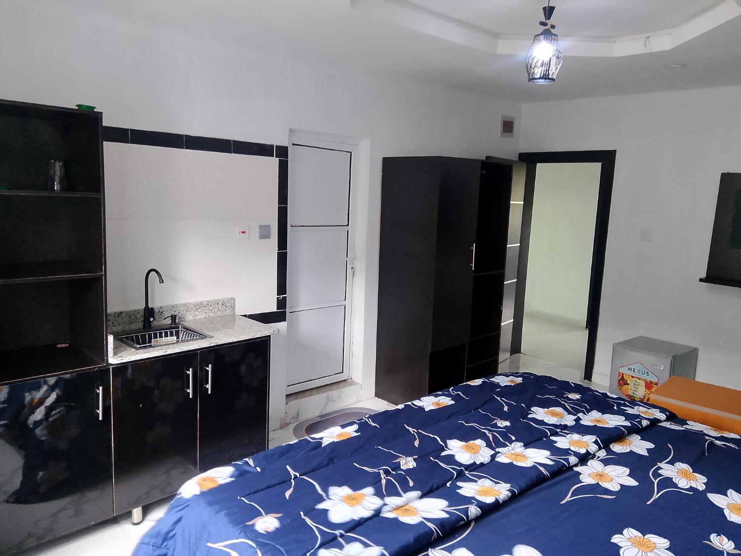 Queen Apartment